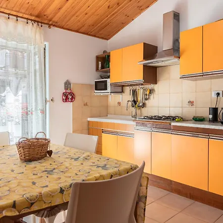 Apartment La Casetta Della Rocca *