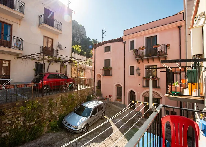 Apartament La Casetta Della Rocca Cefalù